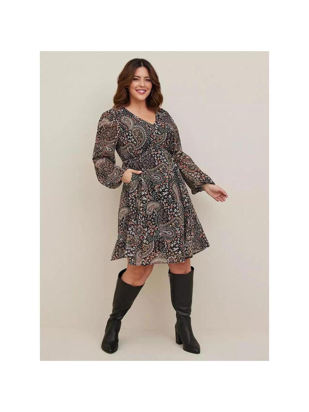 TORRID 3X Paisley Tiered Babydoll V-Neck Long Sleeve Boho